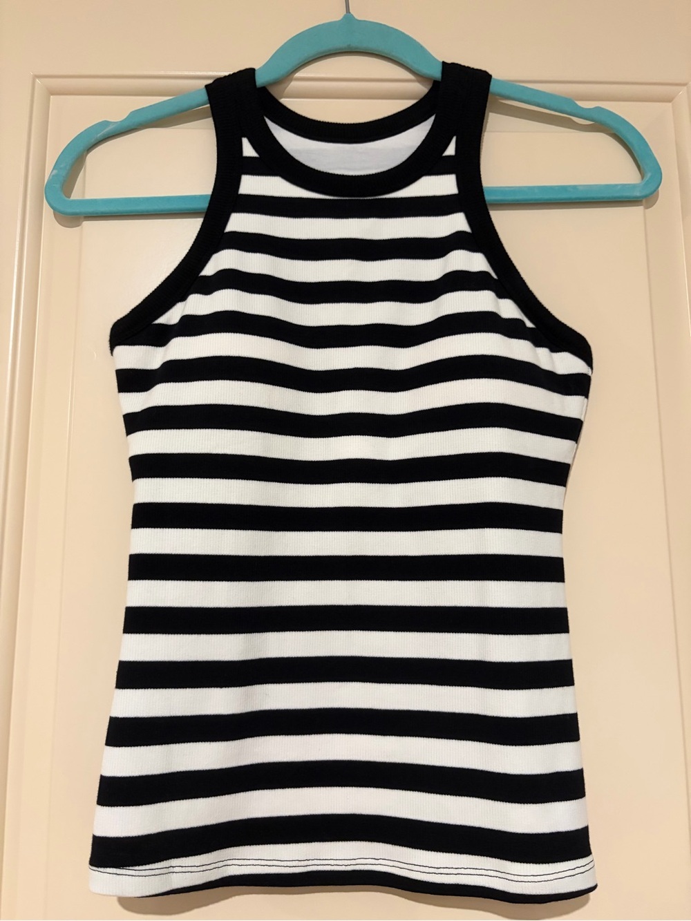 Women's Black & White Striped Ribbed Racerback Tank Size M